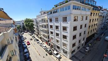 Social House