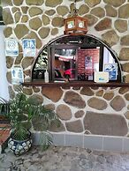 POSADA BUGAMBILIAS
