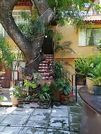 POSADA BUGAMBILIAS