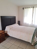 POSADA BUGAMBILIAS