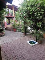 POSADA BUGAMBILIAS