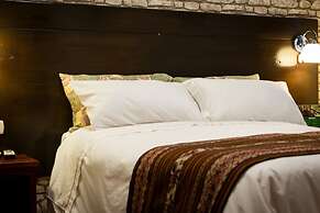 Machu Picchu Adventure House