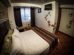 Machu Picchu Adventure House