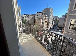 Rafinn Hotel