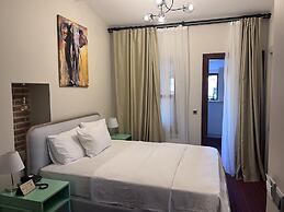 Rafinn Hotel