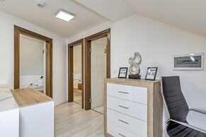 Pool & Whirlpool Art Villas
