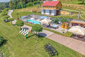Pool & Whirlpool Art Villas