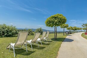 Pool & Whirlpool Art Villas