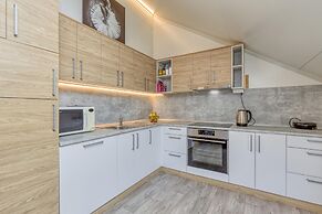 Pool & Whirlpool Art Villas