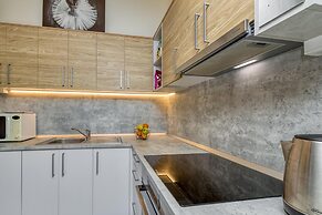 Pool & Whirlpool Art Villas