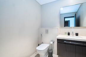 KOHH – 3BR in Downtown Views