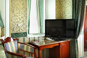 Anna Palace Hotel