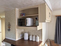 Lovely 2 Bedroom Static Caravan Brean, Somerset