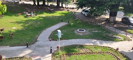 PinePark Lake Luxury Resort Naran