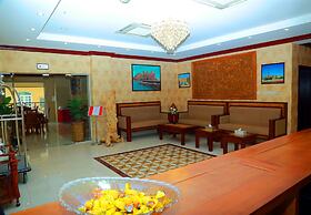 Royal Hotel