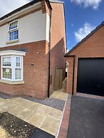 Charming 4-bed House in Grantham