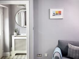 1 Wesley Mews