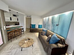 Studio moderne - Port de Mandelieu - Proche Mer -