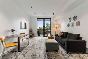 Roomie Apartment Hotel