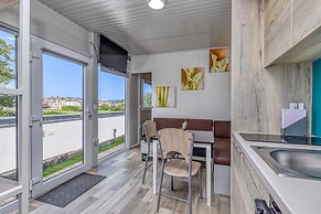 Rooftop Home With Whirlpool & Sauna