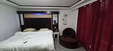 HOTEL CALIFORNIA