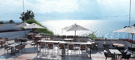Qinn Hotels
