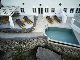 El Verano Suites