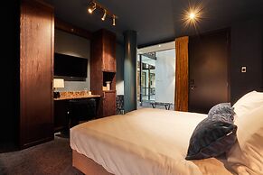 Heavens Hotel