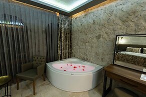 Ahiyan Hotel