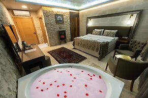 Ahiyan Hotel