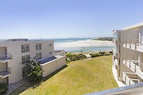 Lagoon Beach 302A by HostAgents
