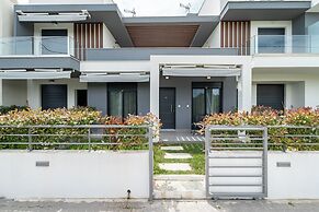 Thalassa & Thalassa Prive Residential Complexes