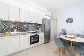 Thalassa & Thalassa Prive Residential Complexes