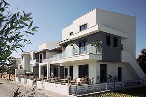 Thalassa & Thalassa Prive Residential Complexes