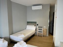 Hey Rooms