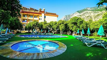 Castle Park Hotel