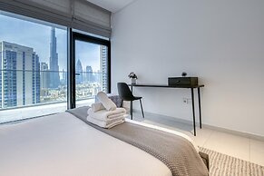 Luxury Apt W Burj Khalifa Vw Dubai Canal Access