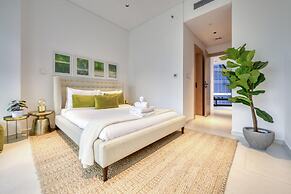 Luxury Apt W Burj Khalifa Vw Dubai Canal Access