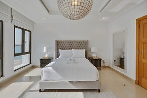 Luxury Villa w Dramatic Vw Private Beach Pool