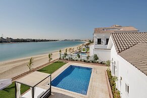 Luxury Villa w Dramatic Vw Private Beach Pool