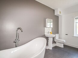 The White Cottage