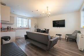 The Queens Arms Apartments