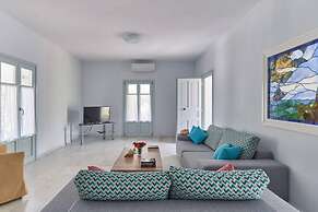 Sunset Villa in Paros