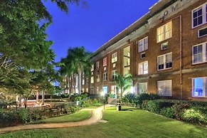 Spacious 1 Bedroom Apartment in Teneriffe, Brisbane