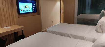 EASTERN HOTEL BOJONEGORO