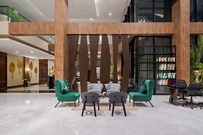 EASTERN HOTEL BOJONEGORO