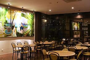 EASTERN HOTEL BOJONEGORO