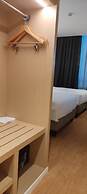EASTERN HOTEL BOJONEGORO