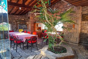 BİBER EVİ