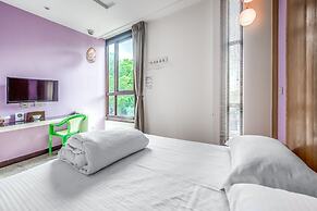 Lightness Hotel